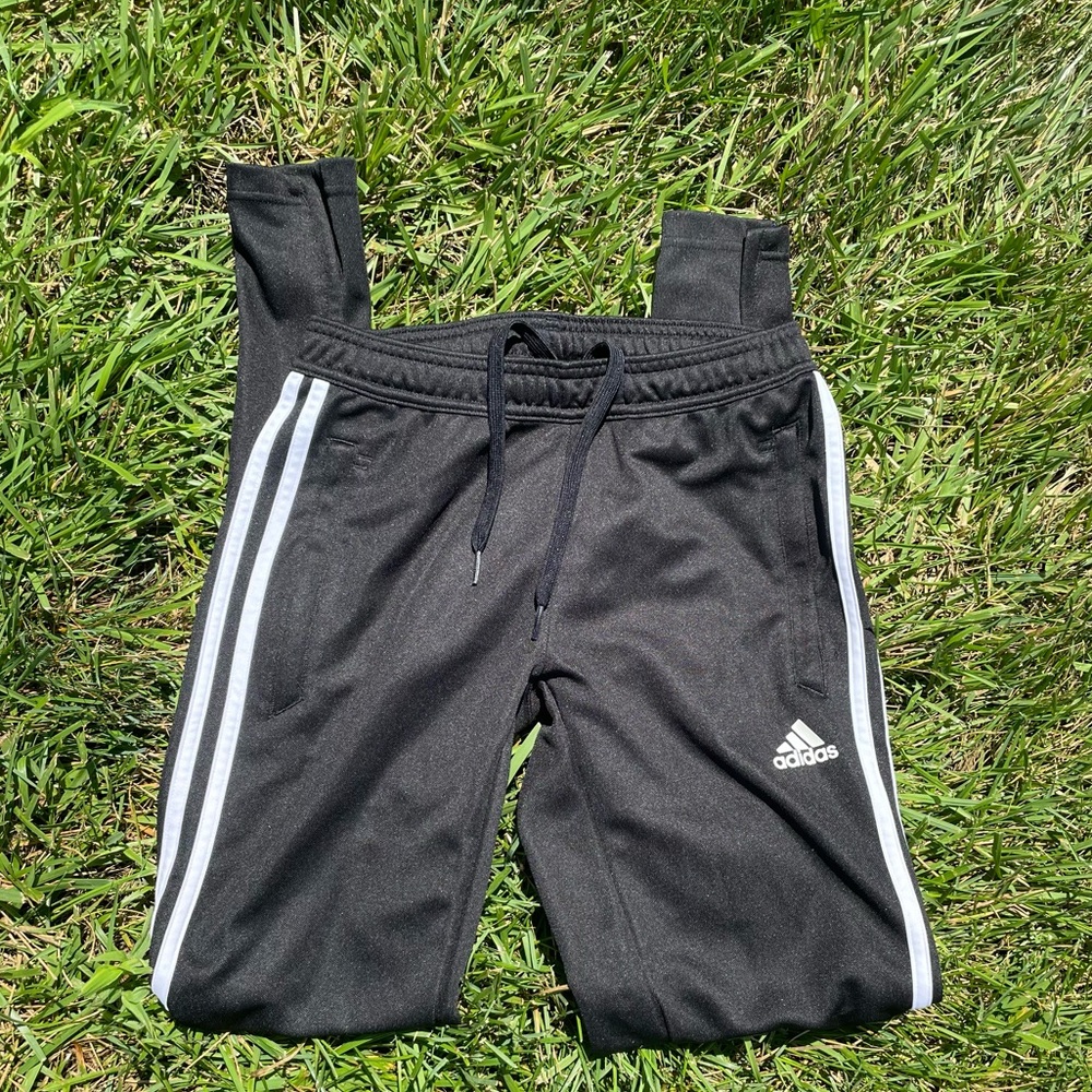 Adidas three-stripe skinny pant XS